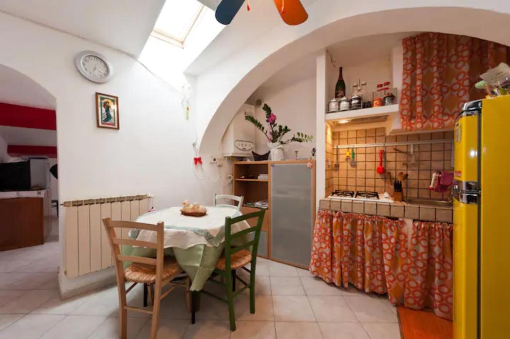 Apartmán Mansarda Pieno Centro Livorno Exteriér fotografie