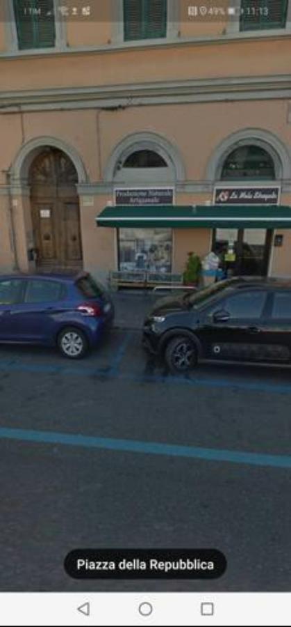Apartmán Mansarda Pieno Centro Livorno Exteriér fotografie