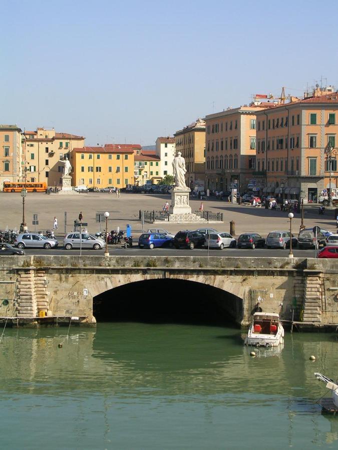 Apartmán Mansarda Pieno Centro Livorno Exteriér fotografie